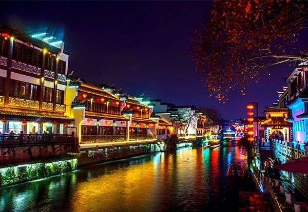 景觀亮化工程設(shè)計(jì)要注意哪些問題 景觀亮化工程設(shè)計(jì)要注意哪些問題