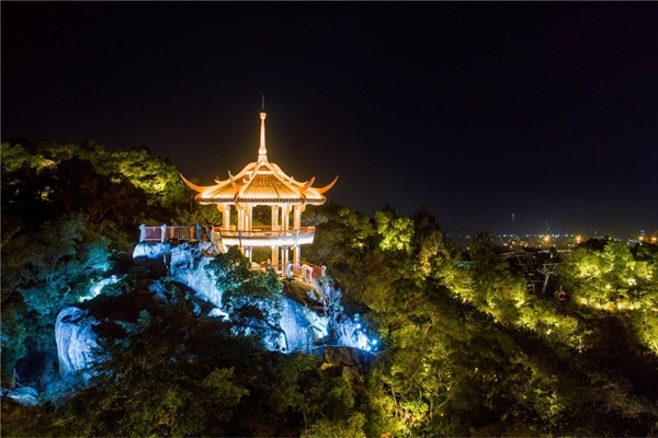 公園景觀照明應達到整體協(xié)調(diào)融洽 公園景觀照明應達到整體協(xié)調(diào)融洽