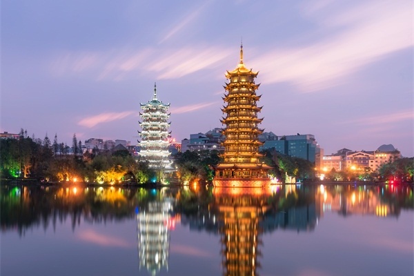 公園景觀照明應(yīng)遵循的設(shè)計(jì)理念 公園景觀照明應(yīng)遵循的設(shè)計(jì)理念